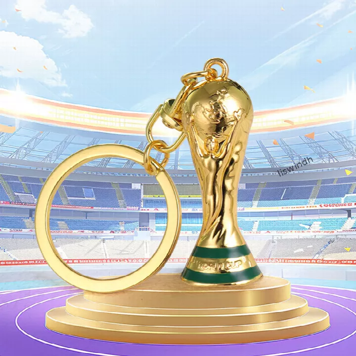 fifa-world-cup-trophy-keychain